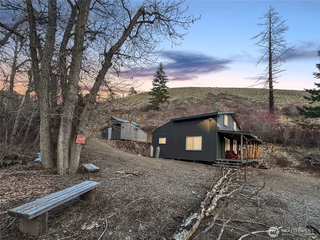 Photo of 9391 Robbins Road, Ellensburg, WA 98926 (MLS # 2480457)