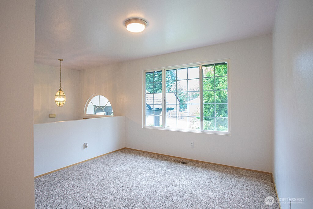 4925 NW Discovery Ridge Court