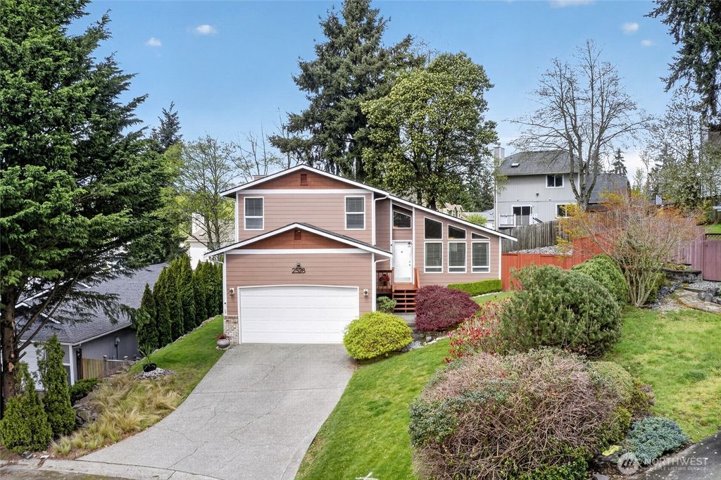 Photo of 2528 S 354th Street, Federal Way, WA 98003 (MLS # 2506367)