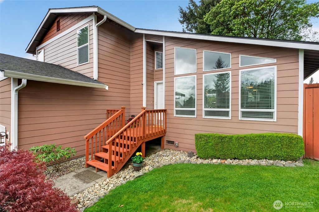 Photo of 2528 S 354th Street, Federal Way, WA 98003 (MLS # 2506367)