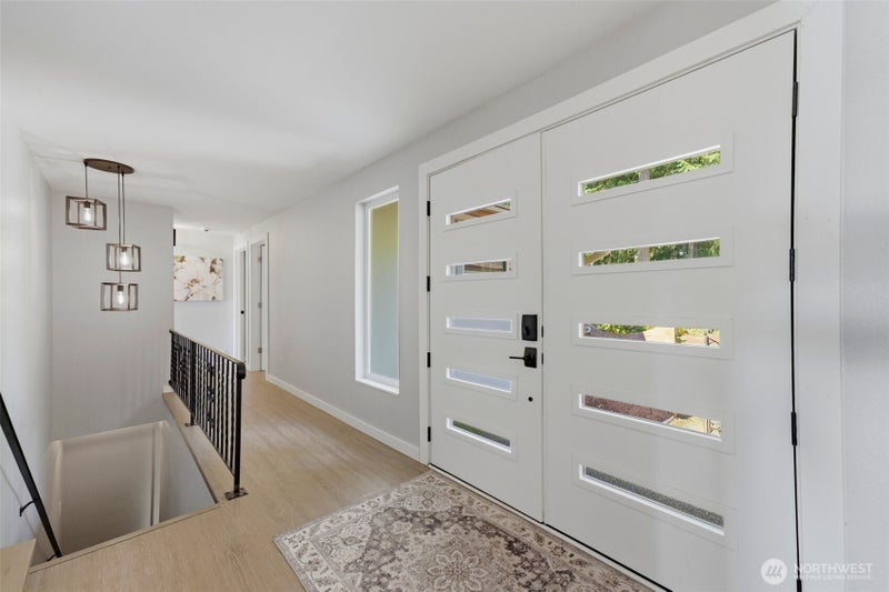 1407 Lucille Parkway NW