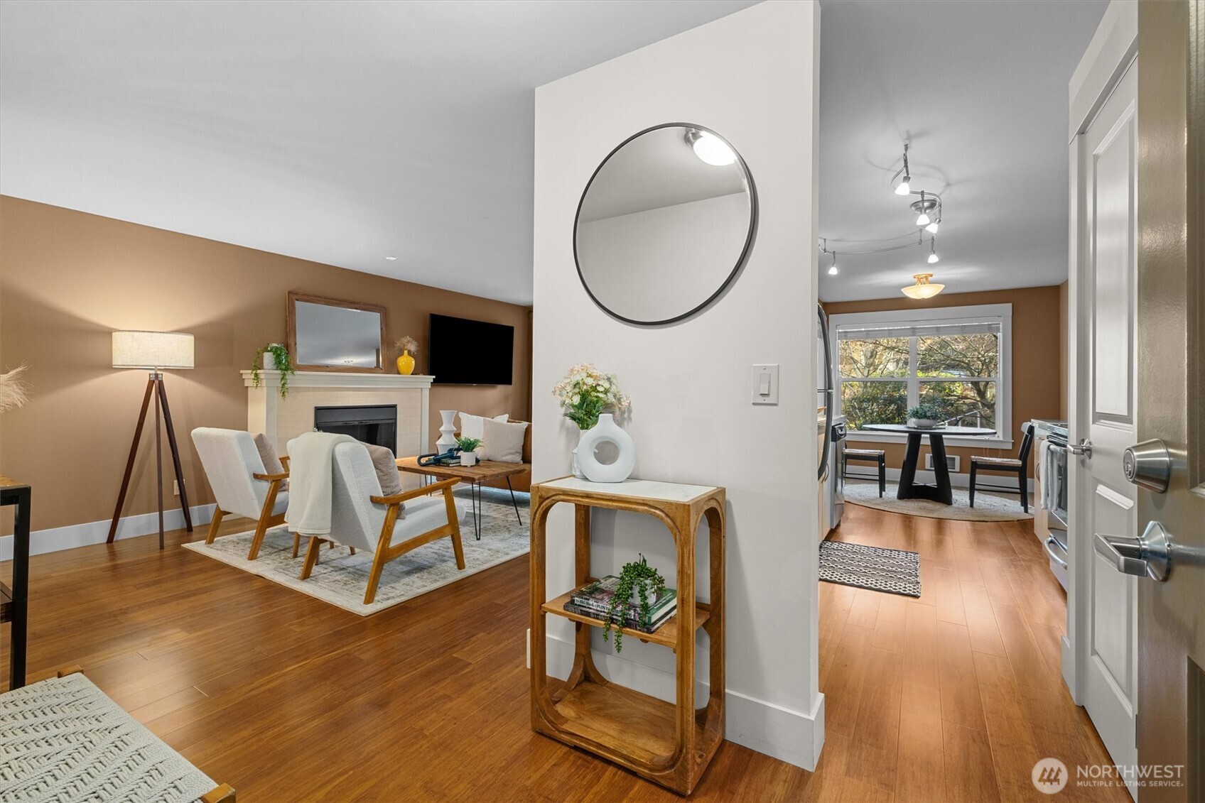 22910 90th Avenue W E205