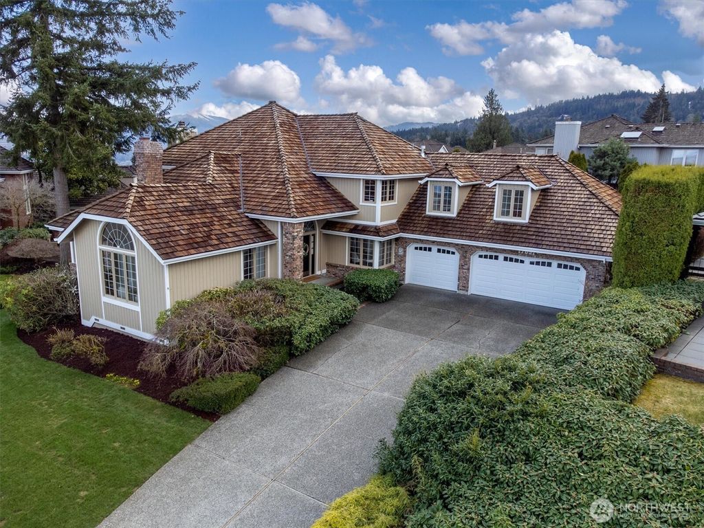 Photo of 17651 SE 45th Place, Bellevue, WA 98006 (MLS # 2345099)