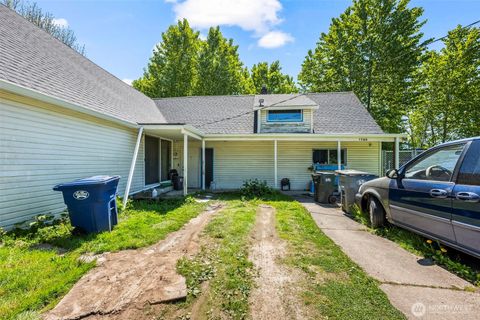1720 80th Street E Tacoma WA 98404