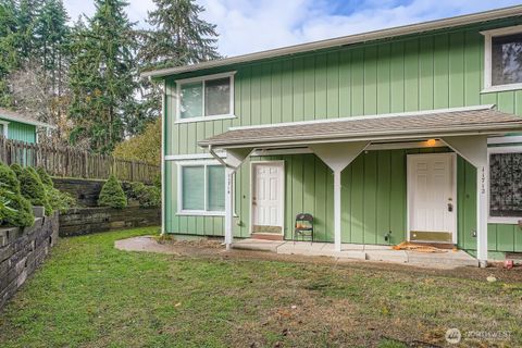 11714 Farwest Drive SW Lakewood WA 98498