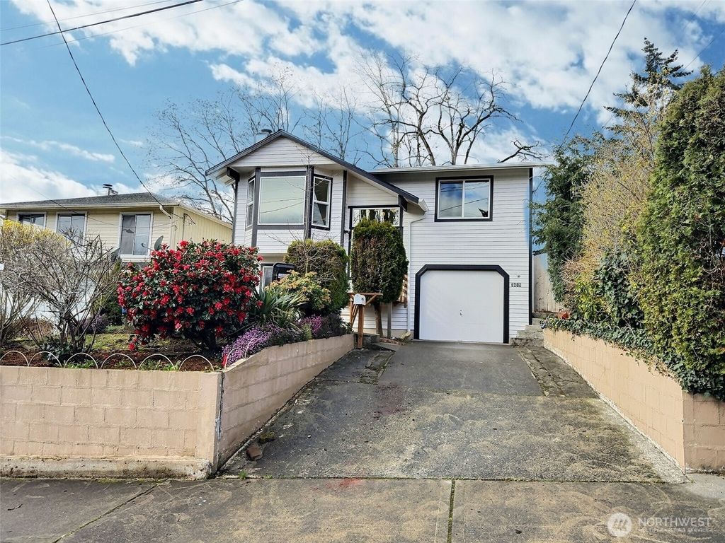 Photo of 3415 33rd Avenue S, Seattle, WA 98144 (MLS # 2333128)