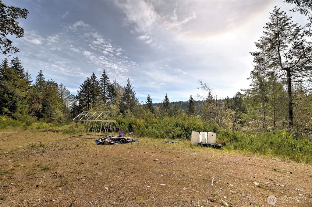 Photo of 100 E Skyview Drive, Union, WA 98592 (MLS # 2510530)