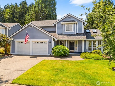 Photo of 5447 Park Place Loop SE, Lacey, WA 98503 (MLS # 2559316)