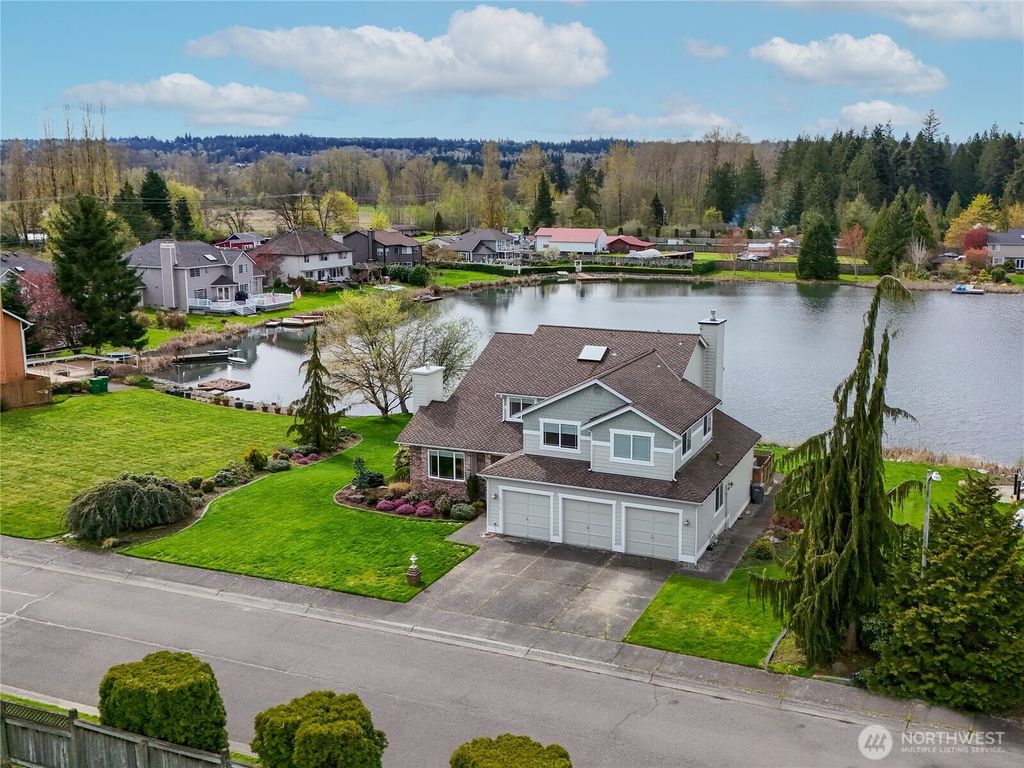 Photo of 14110 29th Avenue NE, Marysville, WA 98271 (MLS # 2358924)