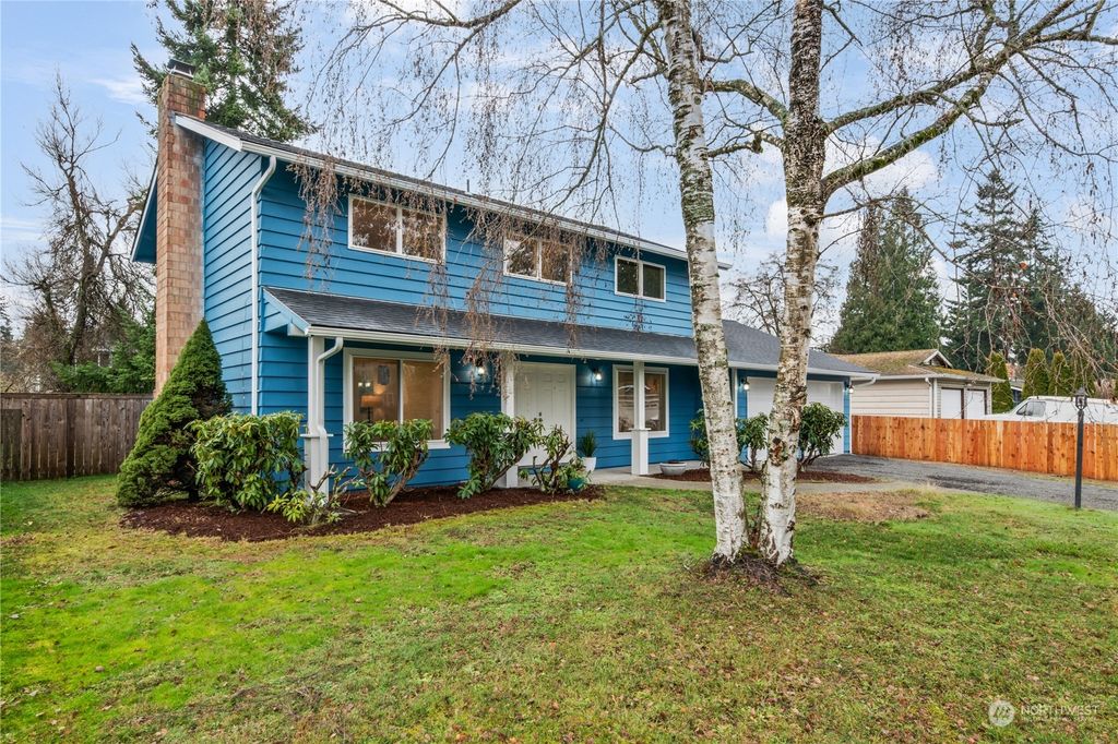 Photo of 5300 172nd Street SW, Lynnwood, WA 98037 (MLS # 2198431)
