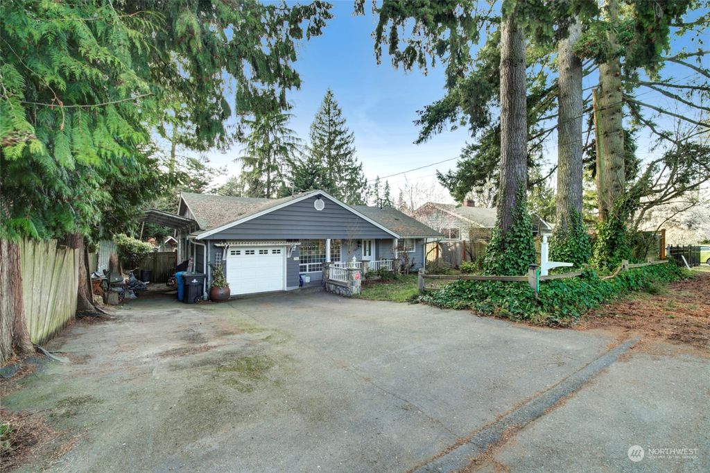 Photo of 18069 7th Avenue NE, Shoreline, WA 98155 (MLS # 2054626)