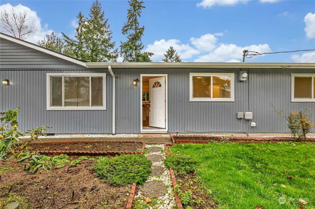 Photo of 27528 117th Avenue SE, Kent, WA 98030 (MLS # 2319205)