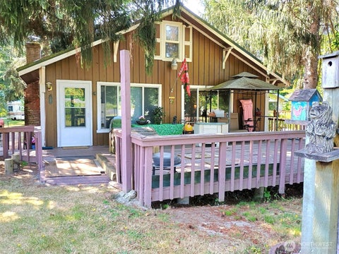 Photo of 18704 Dynamite Drive SE, Yelm, WA 98597 (MLS # 2548996)