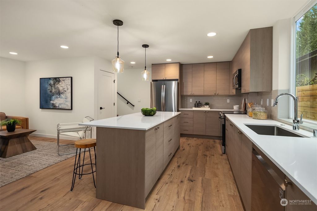 Photo of 11828 31st Place NE, Seattle, WA 98125 (MLS # 2073272)