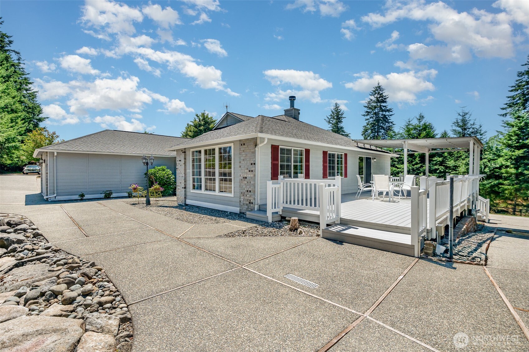 5544 Clover Valley Road SE