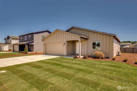 Photo of 2008 Henderson Way, Longview, WA 98632 (MLS # 2548200)