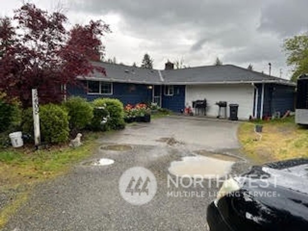 Photo of 5405 84th Place NE, Marysville, WA 98270 (MLS # 2226849)