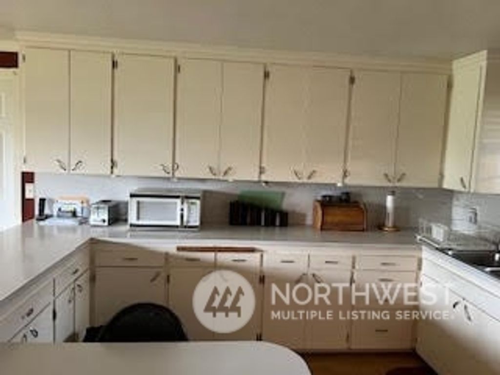 Photo of 5405 84th Place NE, Marysville, WA 98270 (MLS # 2226849)