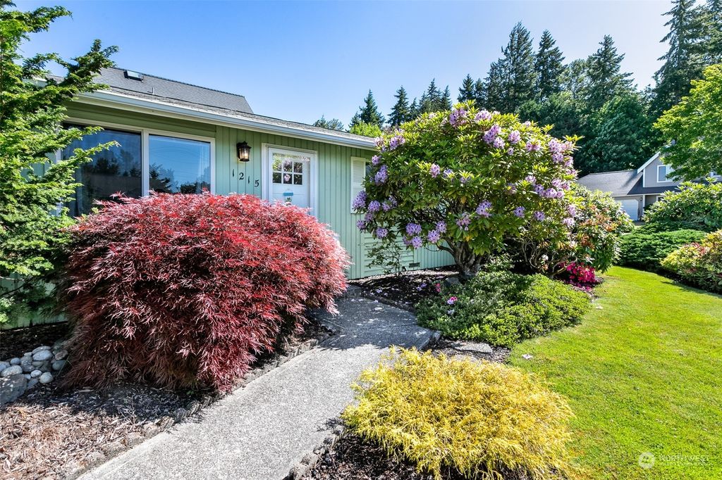 Photo of 1215 227th Place SW, Bothell, WA 98021 (MLS # 2127258)
