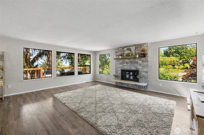 4012 Pueblo Heights