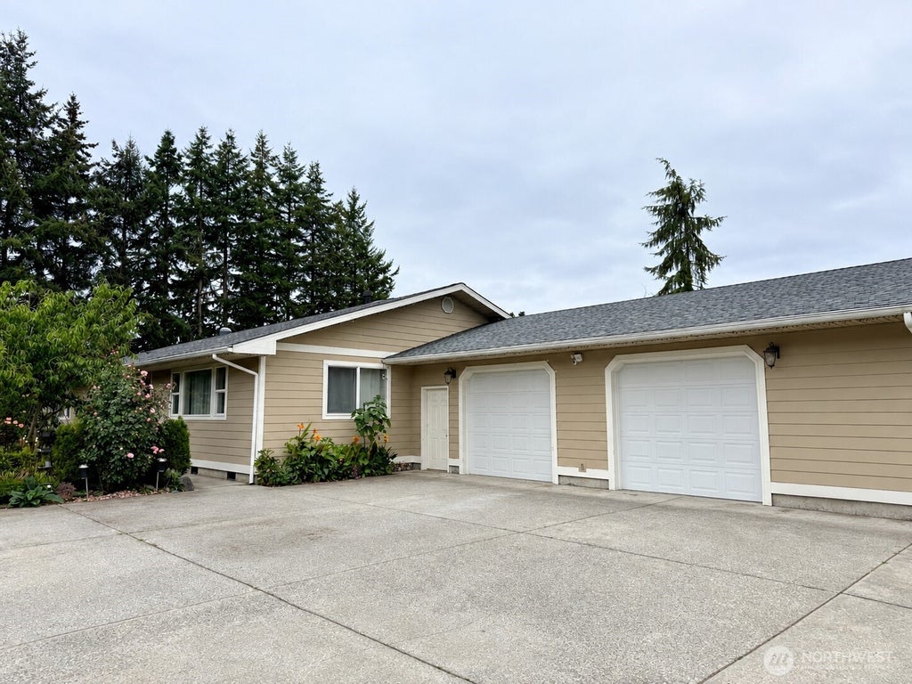 Photo of 378 Griffith Farm Road, Sequim, WA 98382 (MLS # 2585024)