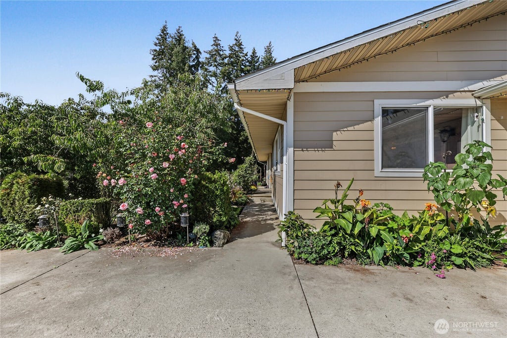 Photo of 378 Griffith Farm Road, Sequim, WA 98382 (MLS # 2585024)
