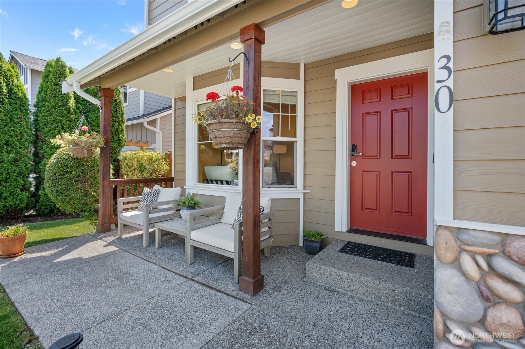 30 79th Drive NE