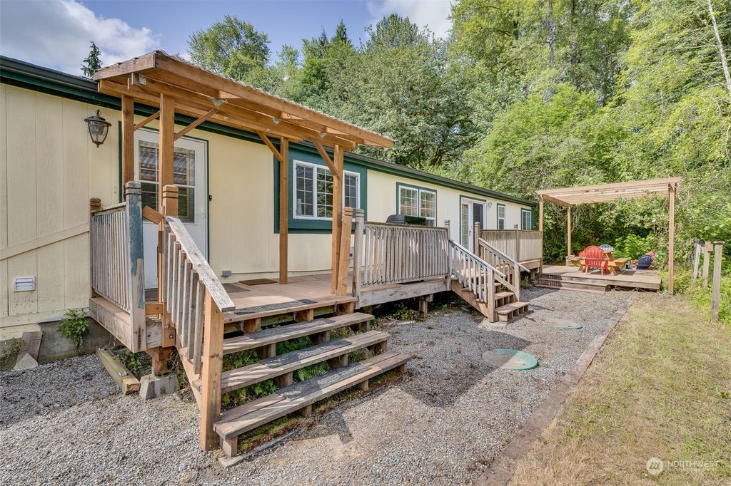 Photo of 6724 Skinner Road, Granite Falls, WA 98252 (MLS # 2259801)