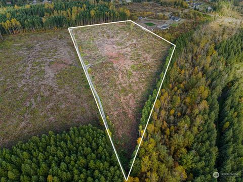 MLS: 2302975
