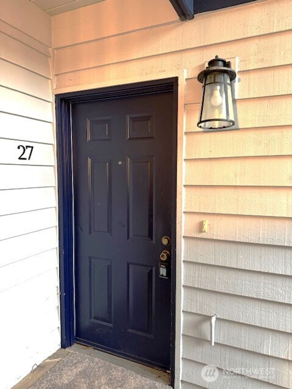 Photo of 15416 40th Avenue W #27, Lynnwood, WA 98087 (MLS # 2454117)