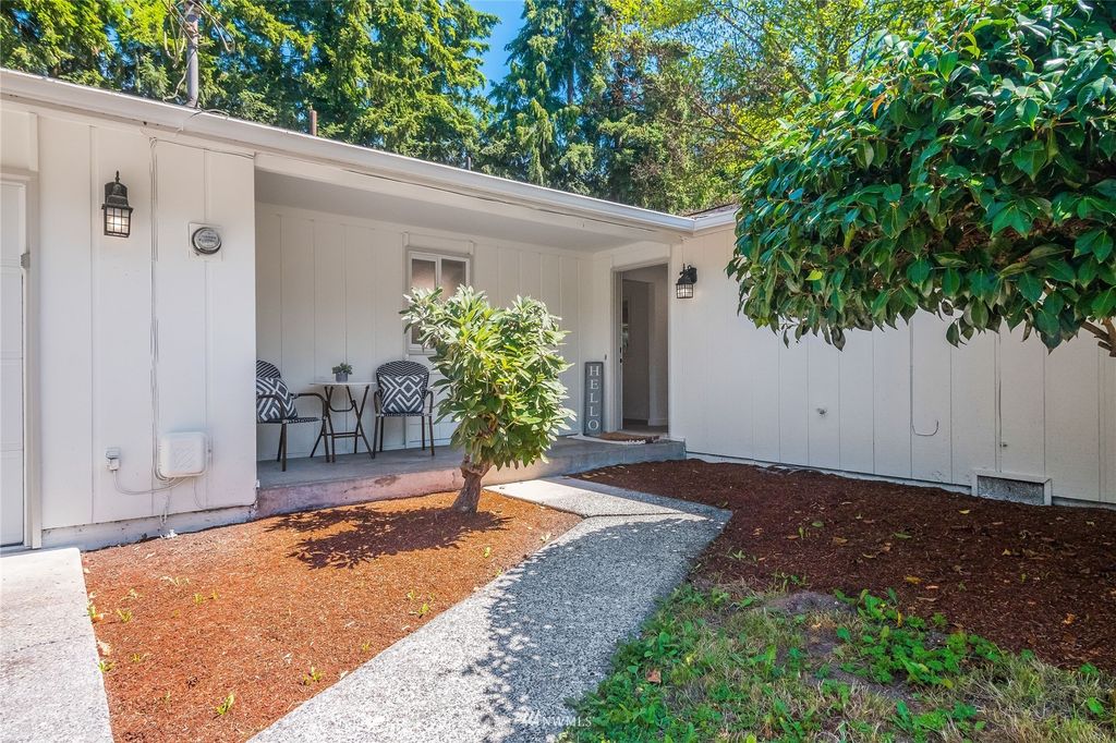 Photo of 2919 95th Drive SE, Lake Stevens, WA 98258 (MLS # 1972823)