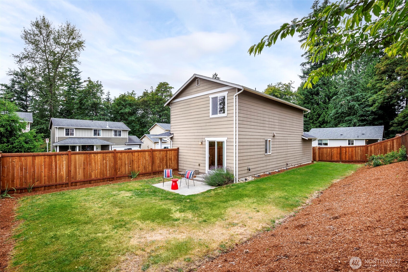 2919 77th Drive NE