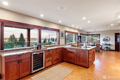 Photo of 6916 Soundview Drive, Gig Harbor, WA 98335 (MLS # 2466150)