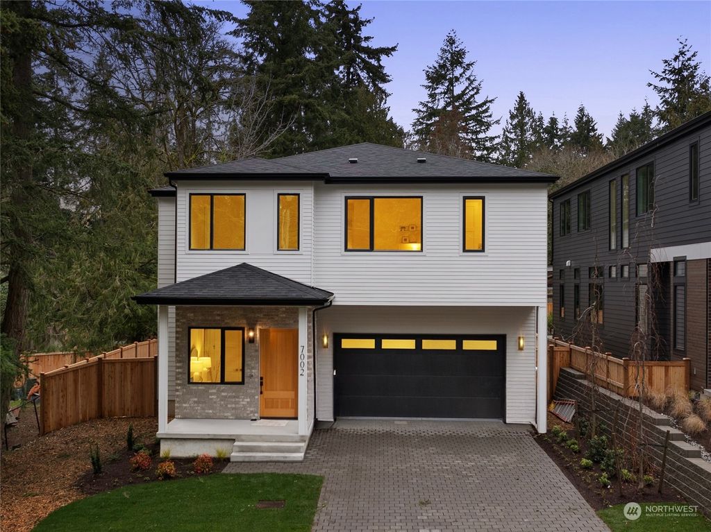 Photo of 7002 NE 134th Street, Kirkland, WA 98034 (MLS # 2317728)