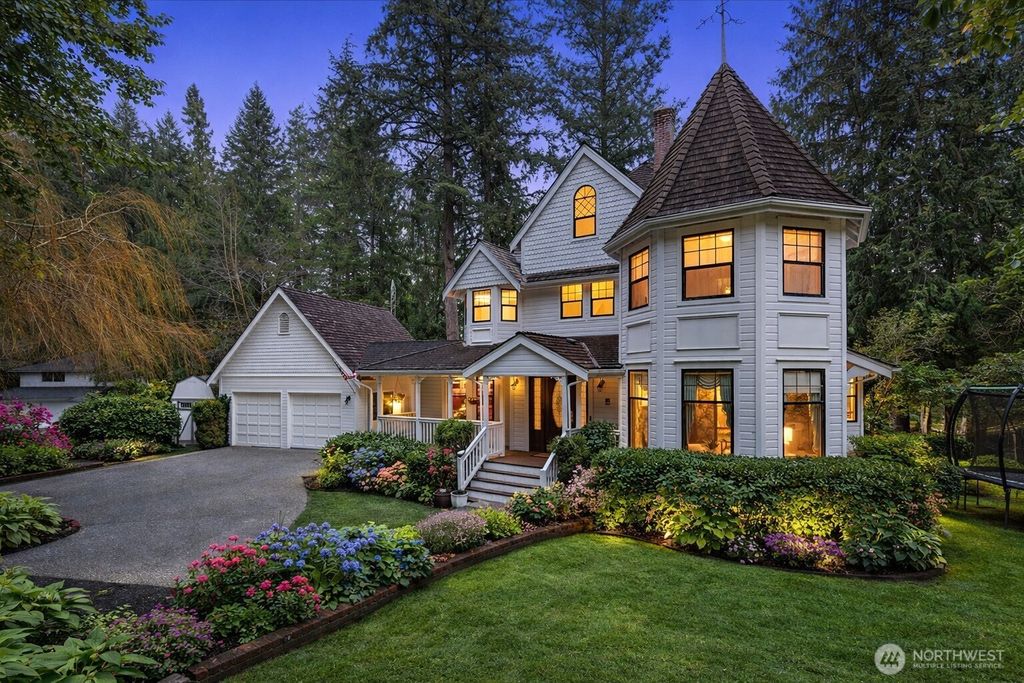 Photo of 19524 230TH Avenue NE, Woodinville, WA 98077 (MLS # 2473400)