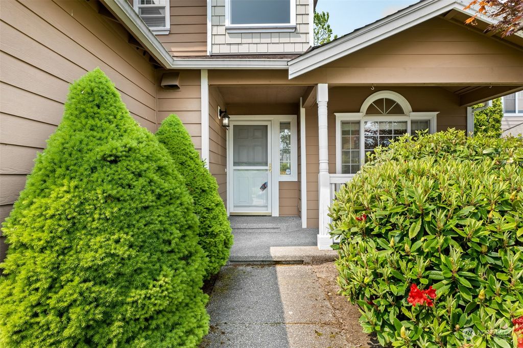 Photo of 4906 36th Avenue NE, Tacoma, WA 98422 (MLS # 2069904)