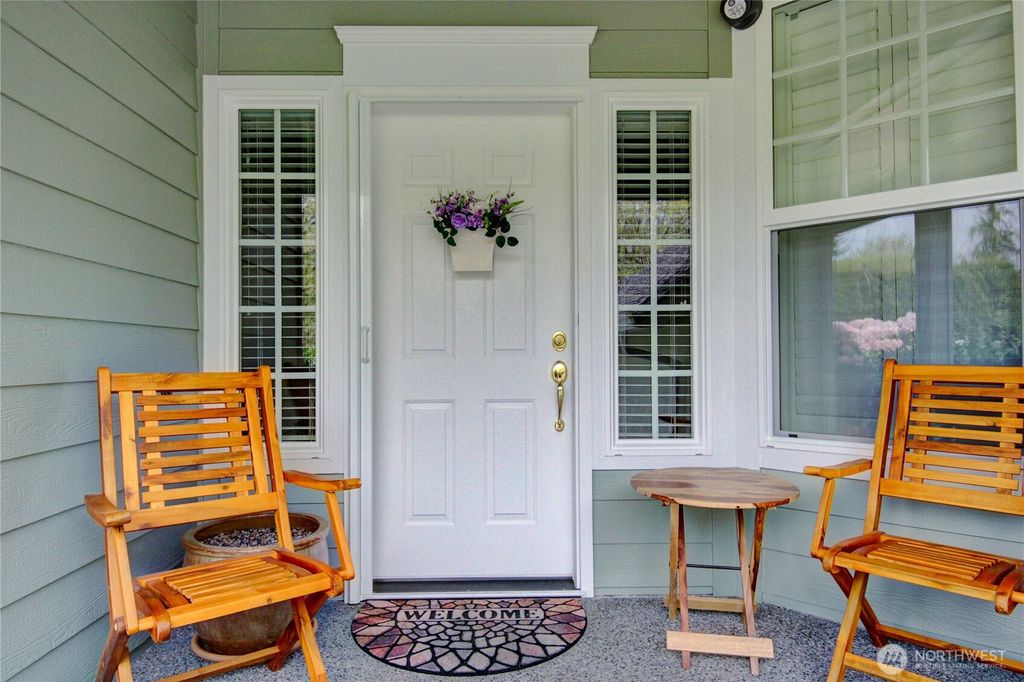 Photo of 4304 Landmark Drive, Mount Vernon, WA 98274 (MLS # 2511855)