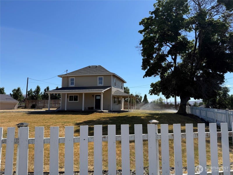 990 Lancaster Road