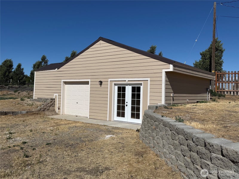 990 Lancaster Road