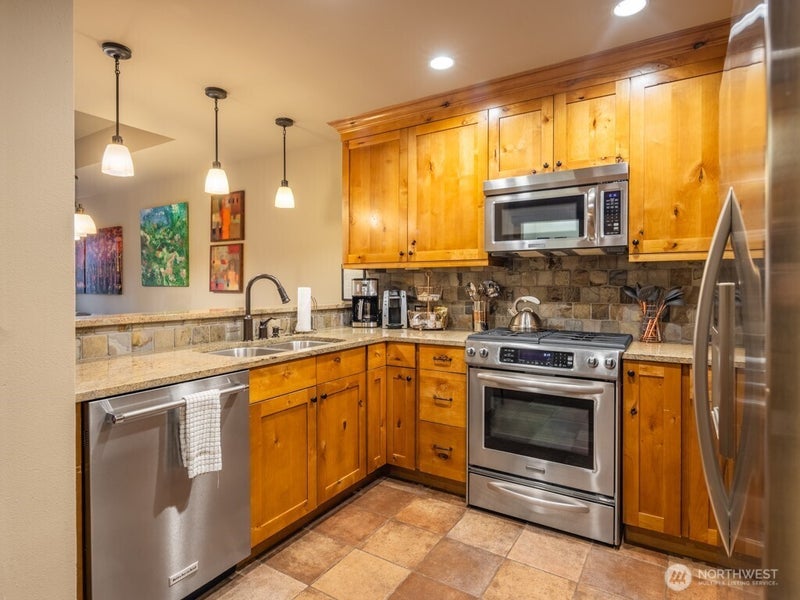 3770 Suncadia Trail 209