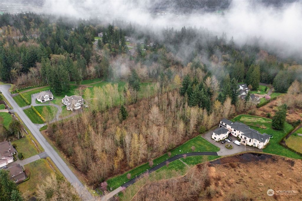 Photo of 8700 255th Avenue NE, Redmond, WA 98053 (MLS # 2214735)