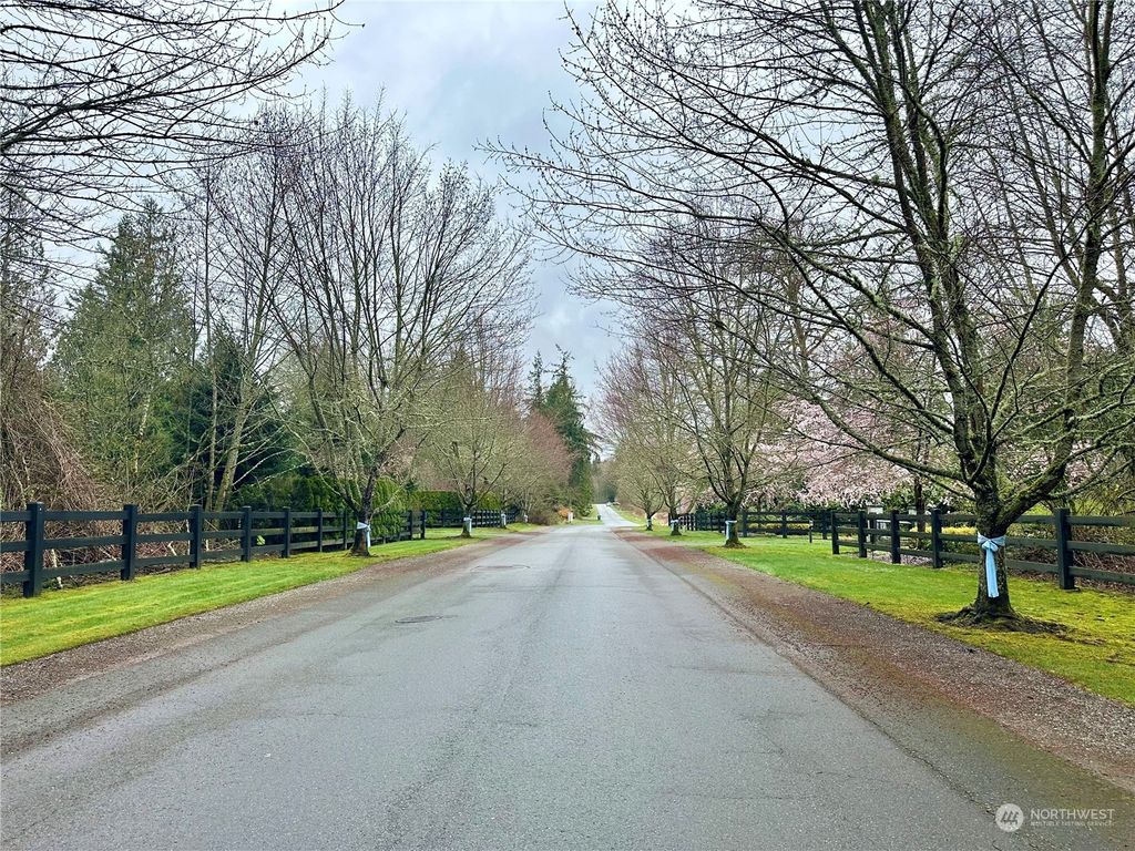 Photo of 8700 255th Avenue NE, Redmond, WA 98053 (MLS # 2214735)