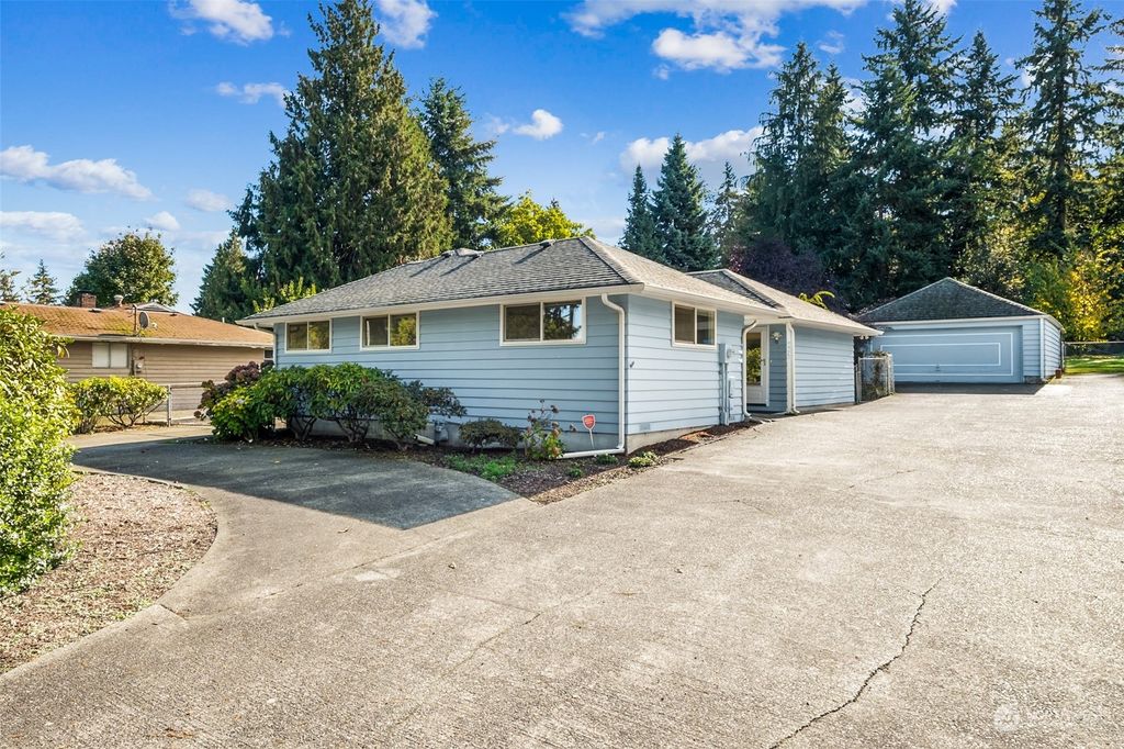 Photo of 4427 S 160th Street, Tukwila, WA 98188 (MLS # 2173046)