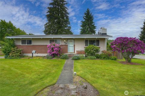 Photo of 2132 Firland Drive, Puyallup, WA 98371 (MLS # 2517913)