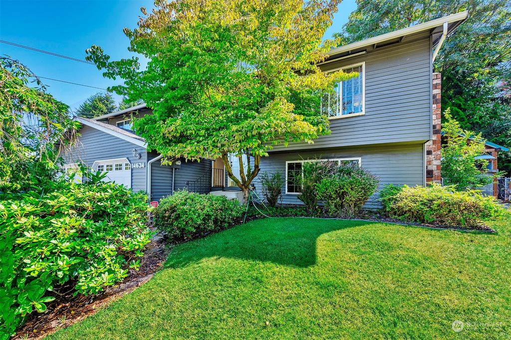 Photo of 14634 128th Avenue NE, Woodinville, WA 98072 (MLS # 2273273)