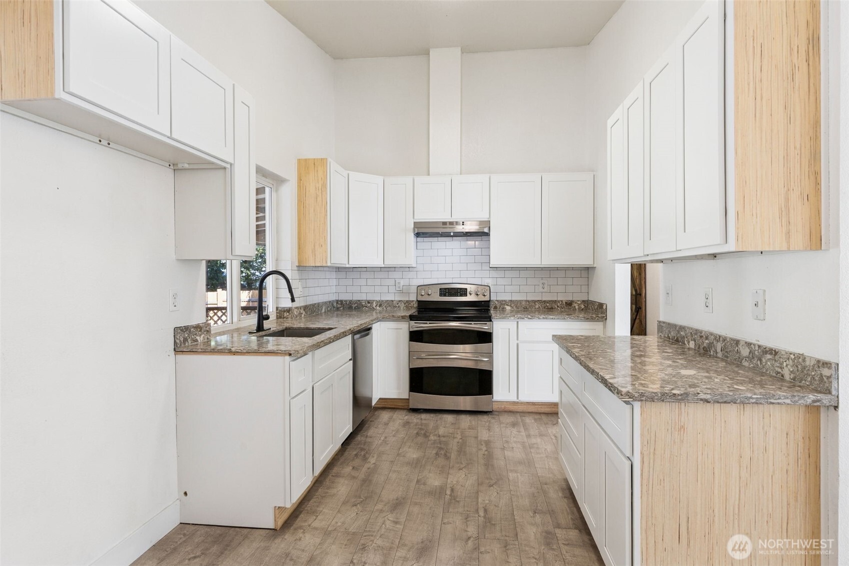 1203 160th Street Ct E