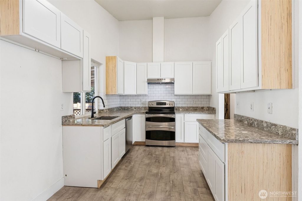 Photo of 1203 160th Street Ct E, Tacoma, WA 98445 (MLS # 2443600)