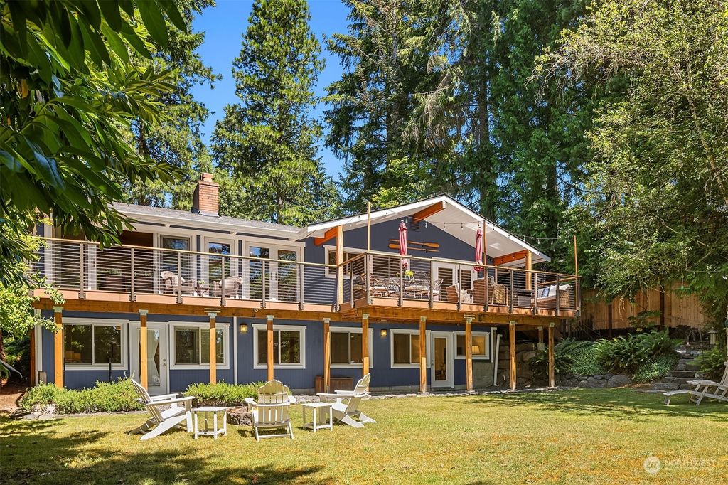 Photo of 16707 NE 89th Street, Redmond, WA 98052 (MLS # 2265502)