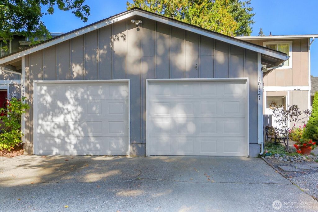 Photo of 10127 5th Place SE, Lake Stevens, WA 98258 (MLS # 2436367)