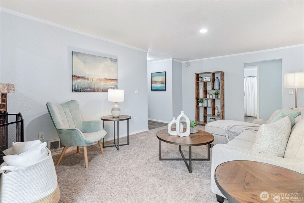 Photo of 19725 76th Avenue W #B-1, Lynnwood, WA 98036 (MLS # 2434247)